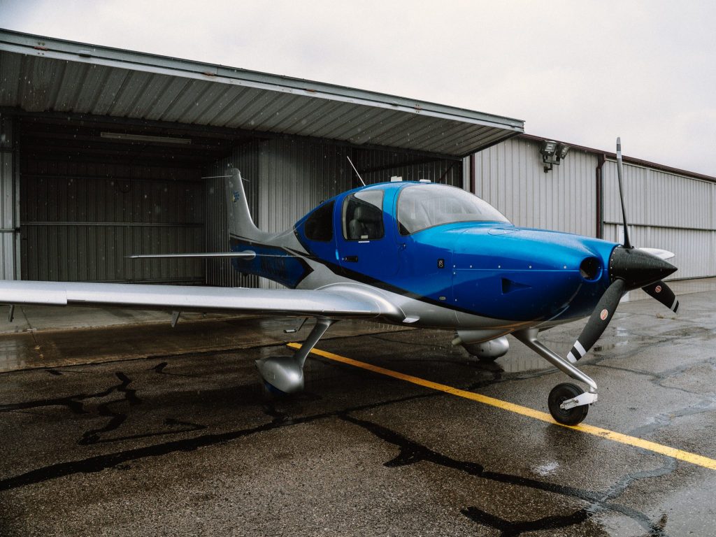 Commercial Pilot License Training